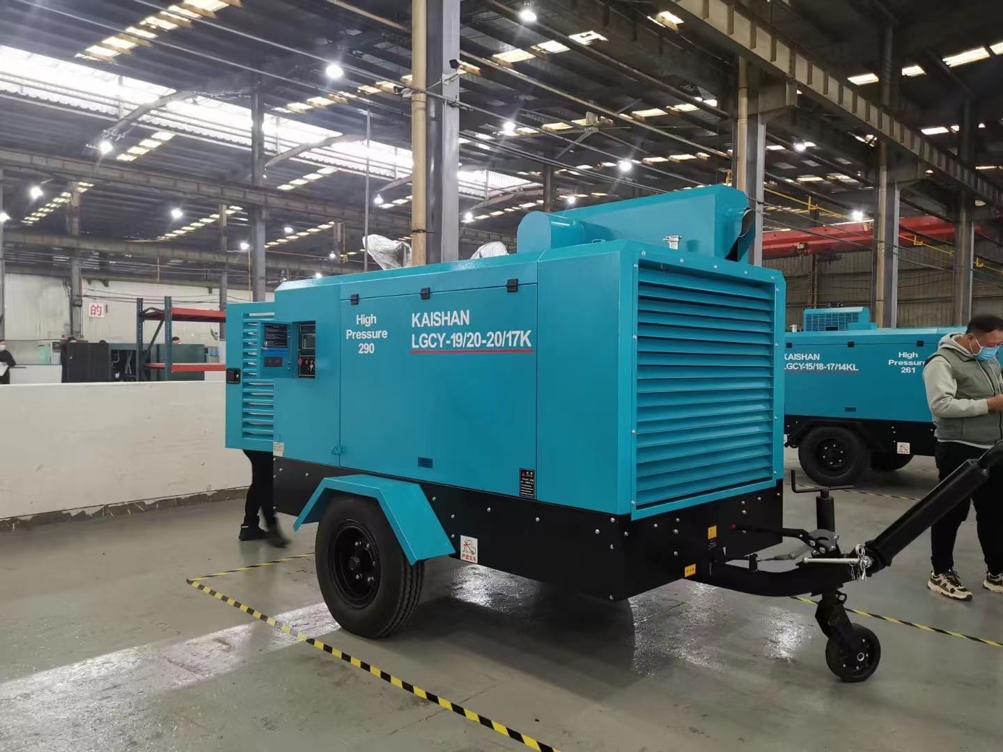 Kaishan LGCY-33/35 Portable Diesel Screw Compressor